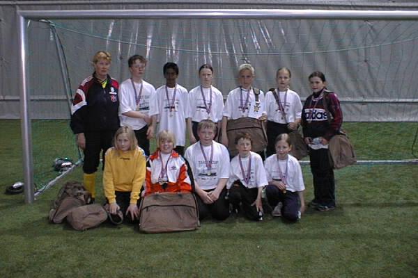 elise7_23_apr_02_page.jpg